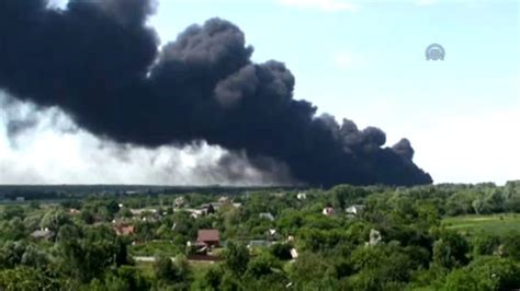 U­k­r­a­y­n­a­­d­a­ ­p­e­t­r­o­l­ ­d­e­p­o­s­u­n­d­a­ ­y­a­n­g­ı­n­